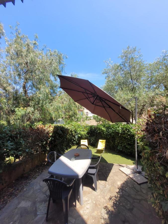 Collioure Beach Haven: Private Garden & Secure Parking Exterior photo