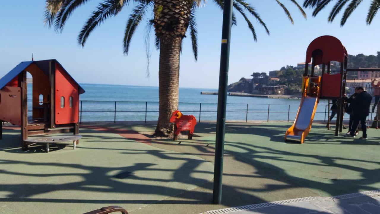 Collioure Beach Haven: Private Garden & Secure Parking Exterior photo